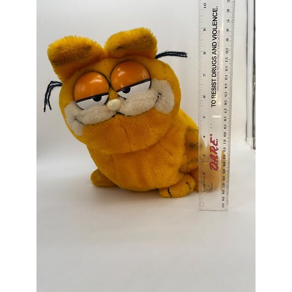 Rare 1981 Large Sitting Garfield Plush: Vintage Cartoon Cat Collectible - Picture 2 of 9
